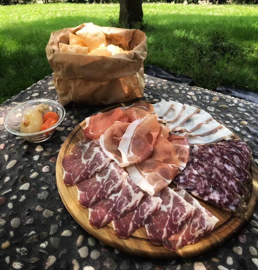 Agriturismo Il Colore Del Grano San Vittore  Luaran gambar